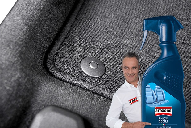 Come pulire il vomito sulla moquette dell’auto