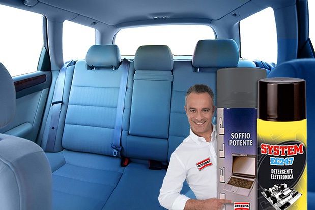 Rimuovere una gomma da masticare dal sedile dell’auto