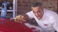 Come eliminare resina, insetti e catrame dalla carrozzeria auto